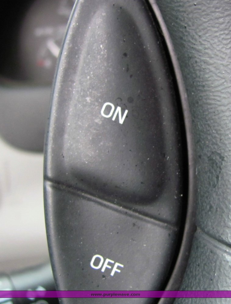 image for item 4454 2000 Ford Explorer XL