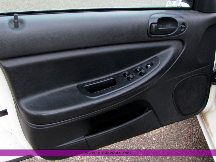 image for item 4455 2006 Dodge Stratus SXT