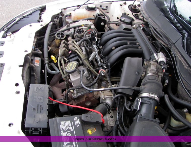 image for item 4456 2002 Ford Taurus SE