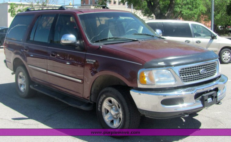 image for item 4485 1997 Ford Expedition