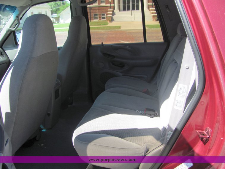 image for item 4485 1997 Ford Expedition