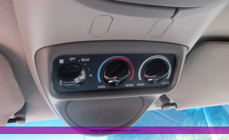 image for item 4485 1997 Ford Expedition