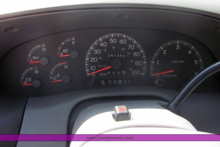 image for item 4485 1997 Ford Expedition