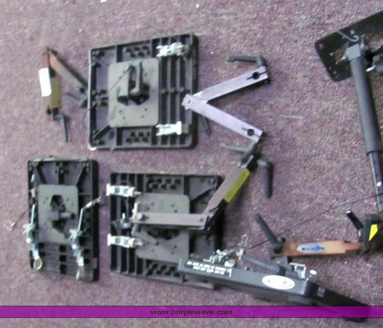 image for item 4585 (4) Assorted Jotto Desk laptop holders