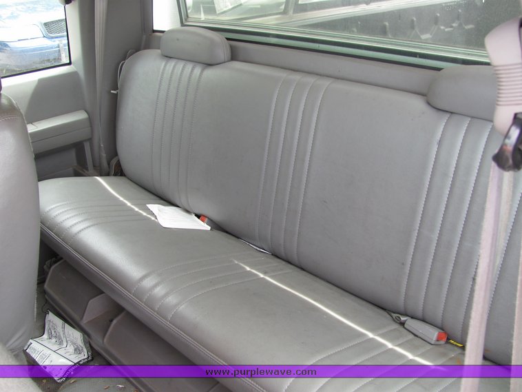 image for item 6017 1997 GMC Sierra C1500 pickup truck