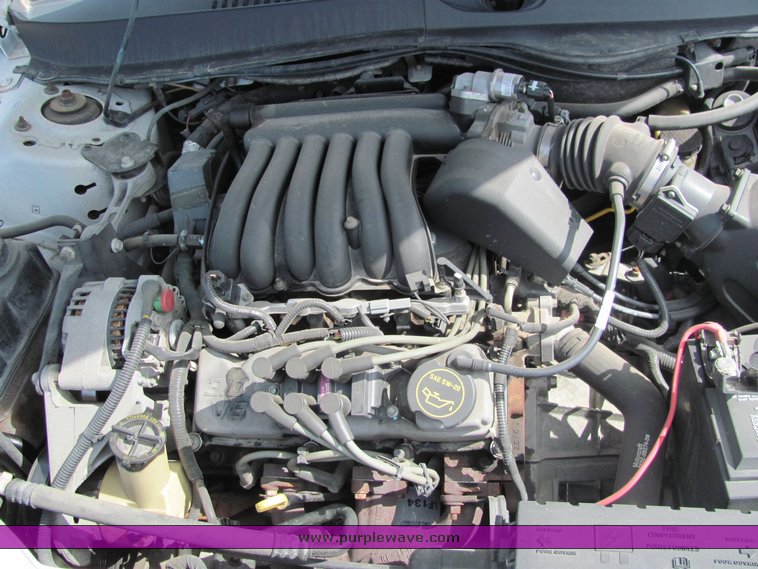 image for item 6068 2002 Ford Tarus