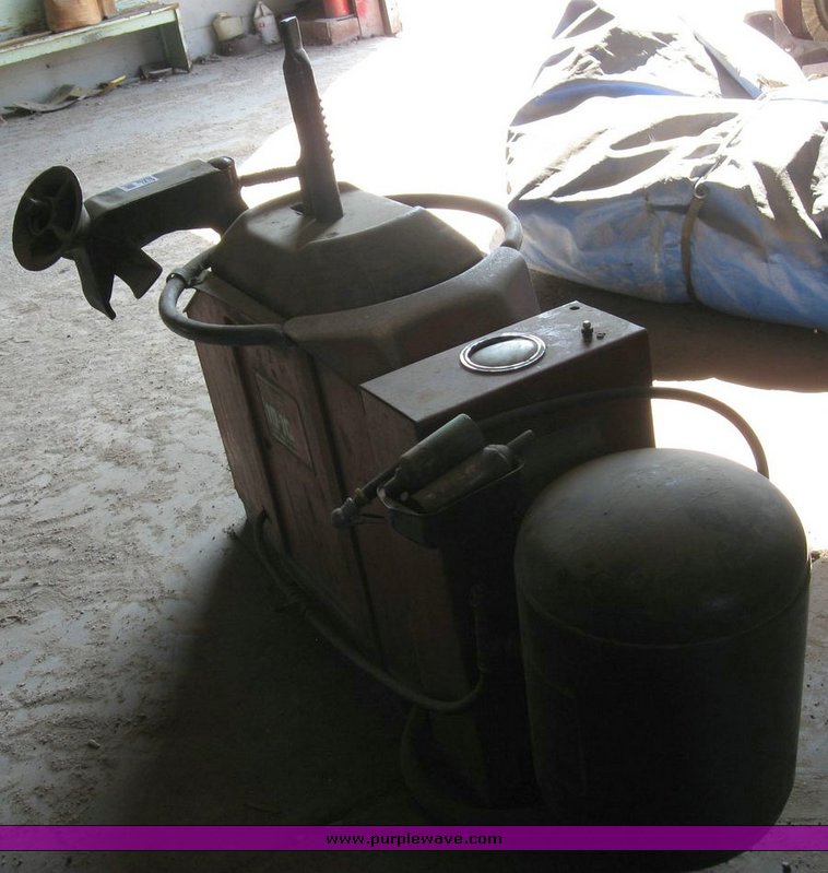 image for item 6797 Coats 10-10 Super Powerman tire machine