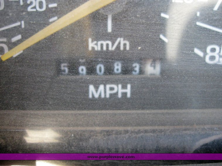 image for item 6798 1981 Ford F600