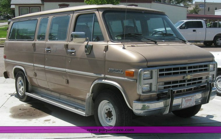 image for item 6800 1988 Chevrolet Sportvan C30
