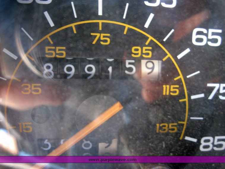 image for item 6800 1988 Chevrolet Sportvan C30