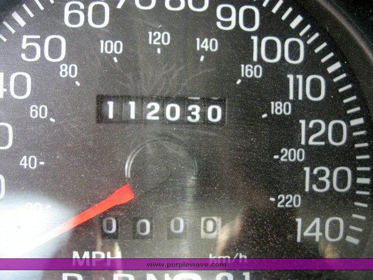 image for item 6801 2005 Ford Crown Victoria Police Intercepter