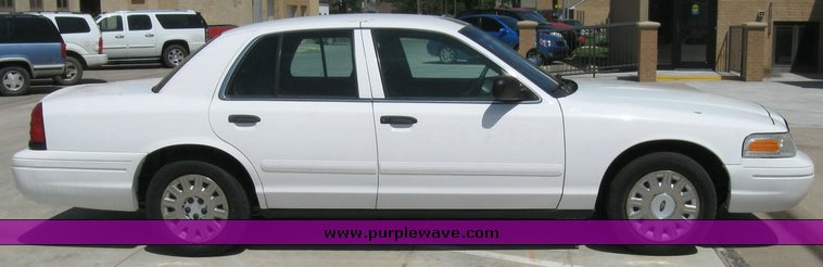 image for item 6802 2003 Ford Crown Victoria Police Intercepter