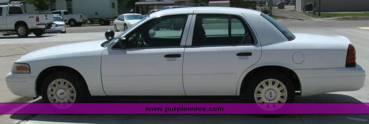 image for item 6802 2003 Ford Crown Victoria Police Intercepter