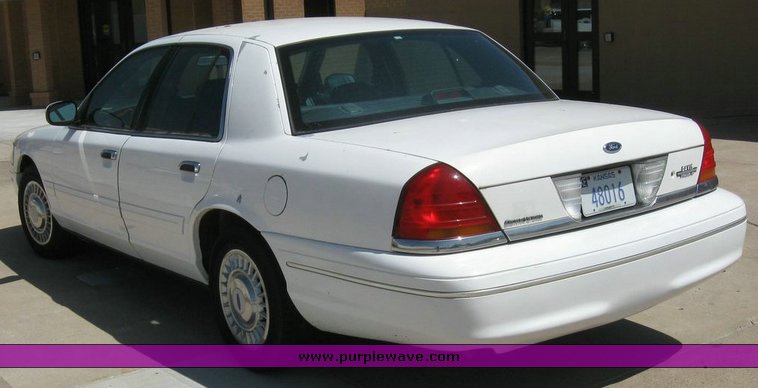 image for item 6803 2001 Ford Crown Victoria Police Intercepter