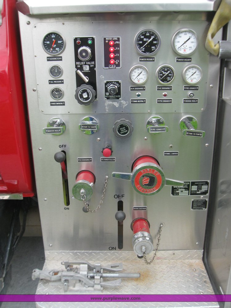 image for item 7299 1988 Chevrolet 70 tanker truck