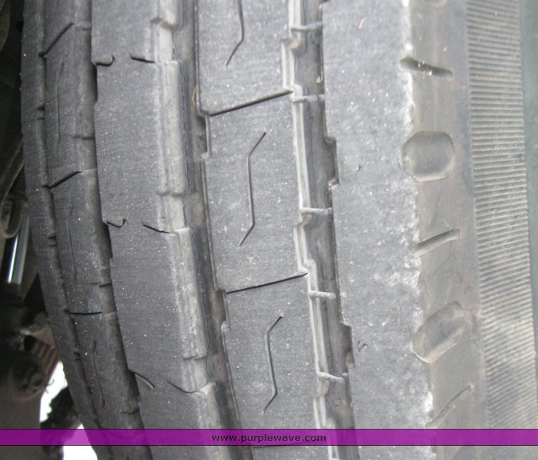 image for item 7299 1988 Chevrolet 70 tanker truck