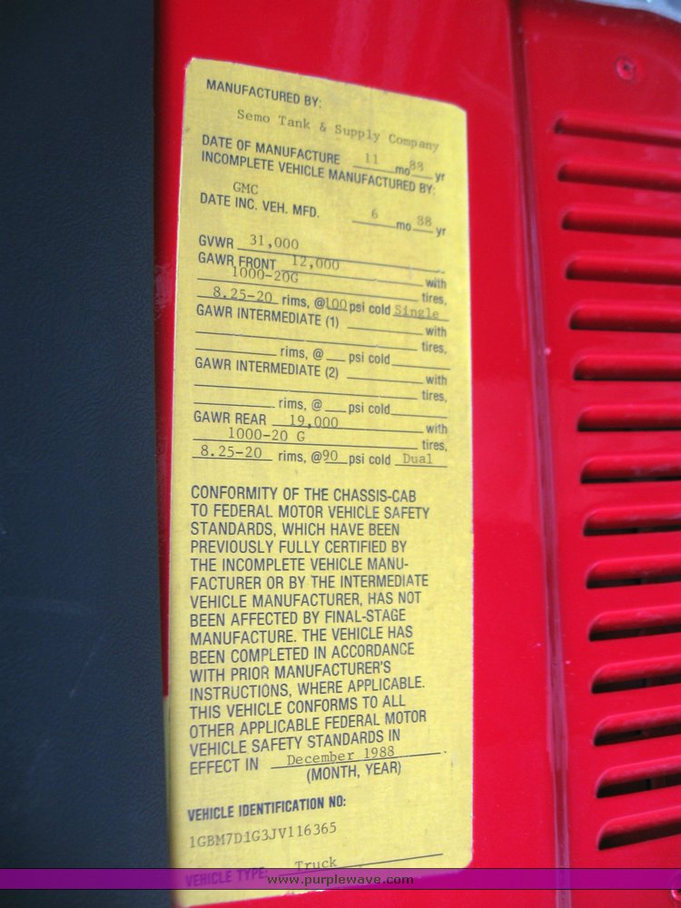 image for item 7299 1988 Chevrolet 70 tanker truck