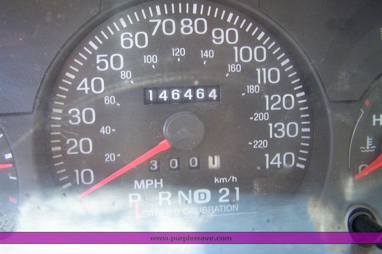 image for item 8497 2005 Ford Crown Victoria Police Interceptor