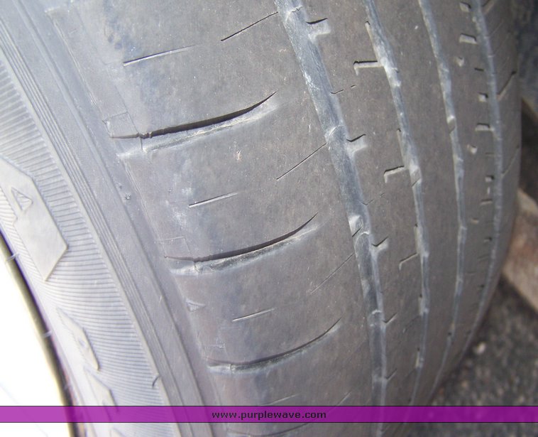 image for item 8498 2005 Ford Crown Victoria Police Interceptor