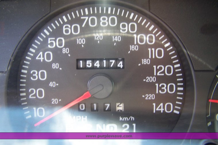 image for item 8498 2005 Ford Crown Victoria Police Interceptor