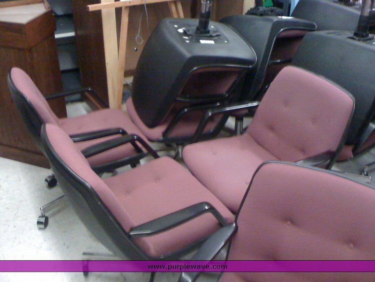 image for item 9054 (15) office chairs