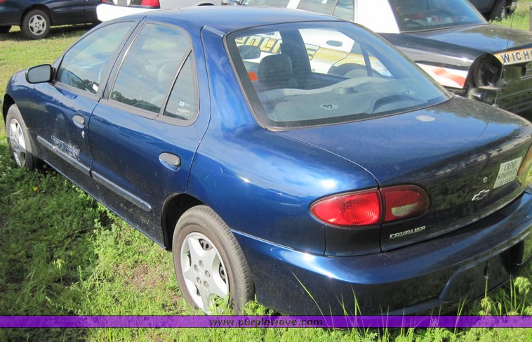 image for item 3810 2000 Chevrolet Cavalier