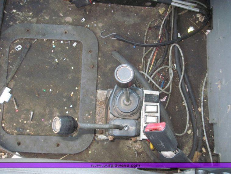 image for item 3815 1999 Sterling L8501 dump truck