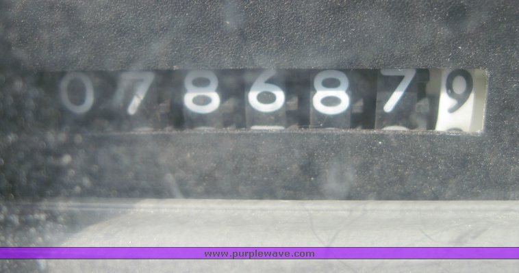 image for item 3817 2000 International Series 4700  dump truck