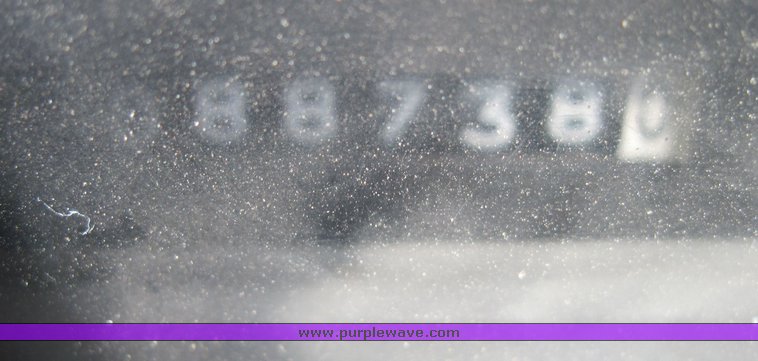 image for item 3818 2000 International Series 4700 dump truck