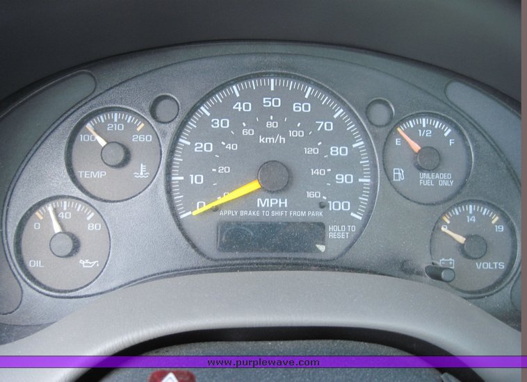 image for item 3821 1998 Chevrolet S10