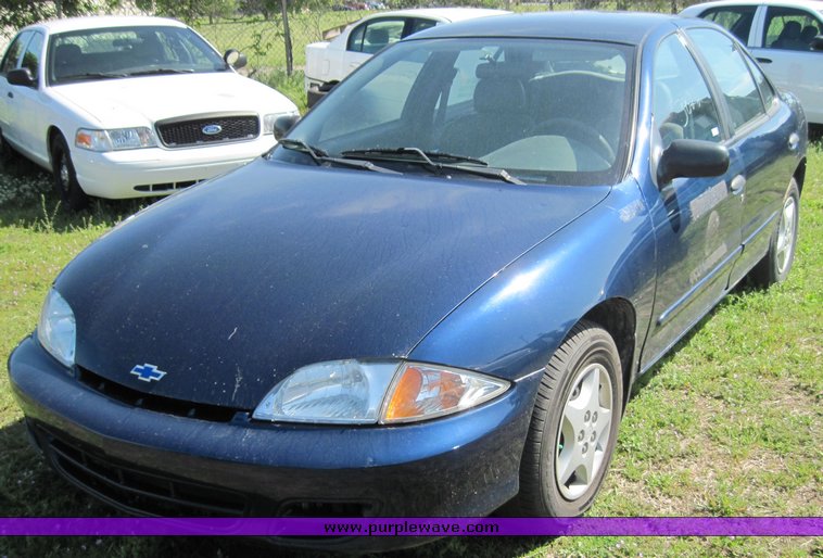 image for item 3822 2002 Chevrolet Cavalier