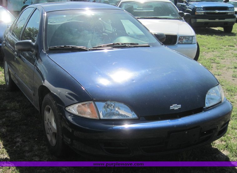 image for item 3825 2002 Chevrolet Cavalier