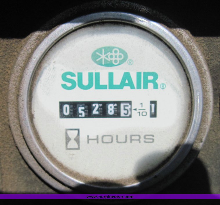 image for item 3827 2001 Sullair air compressor