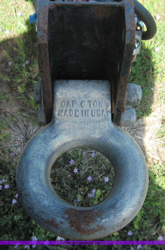 image for item 3827 2001 Sullair air compressor