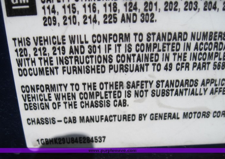 image for item 3828 2004 Chevrolet K2500HD Silverado