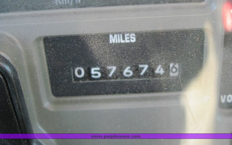 image for item 3830 2002 International Series 4700 dump truck