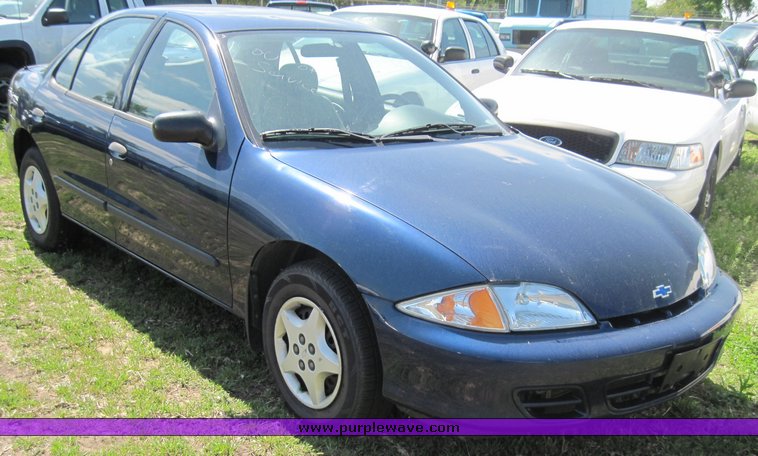 image for item 3833 2002 Chevrolet Cavalier
