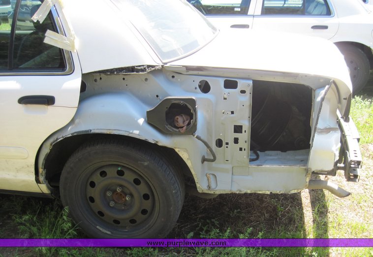 image for item 3836 2006 Ford Crown Victoria Police Interceptor