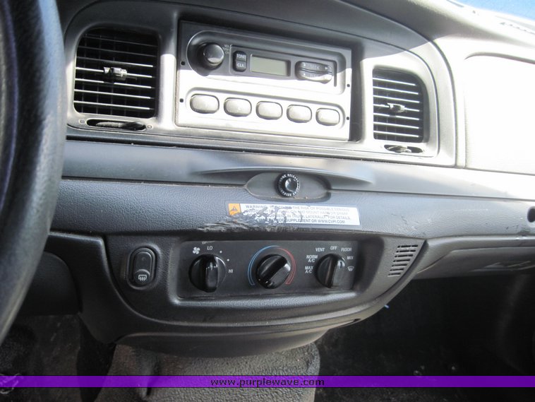 image for item 3837 2006 Ford Crown Victoria Police Interceptor