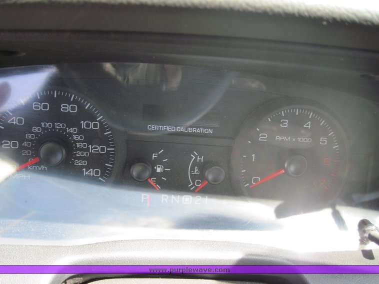 image for item 3837 2006 Ford Crown Victoria Police Interceptor