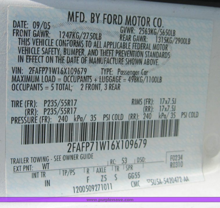 image for item 3837 2006 Ford Crown Victoria Police Interceptor