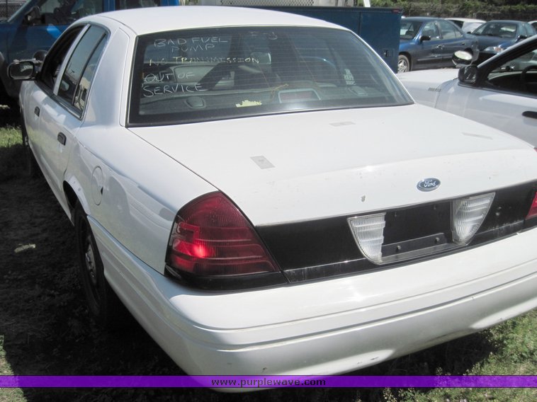 image for item 3838 2006 Ford Crown Victoria Police Interceptor