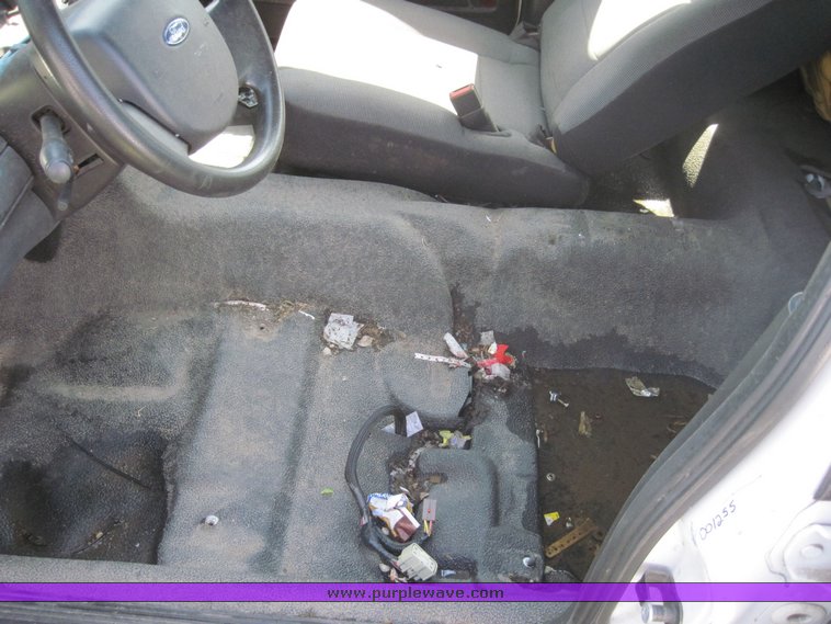 image for item 3838 2006 Ford Crown Victoria Police Interceptor