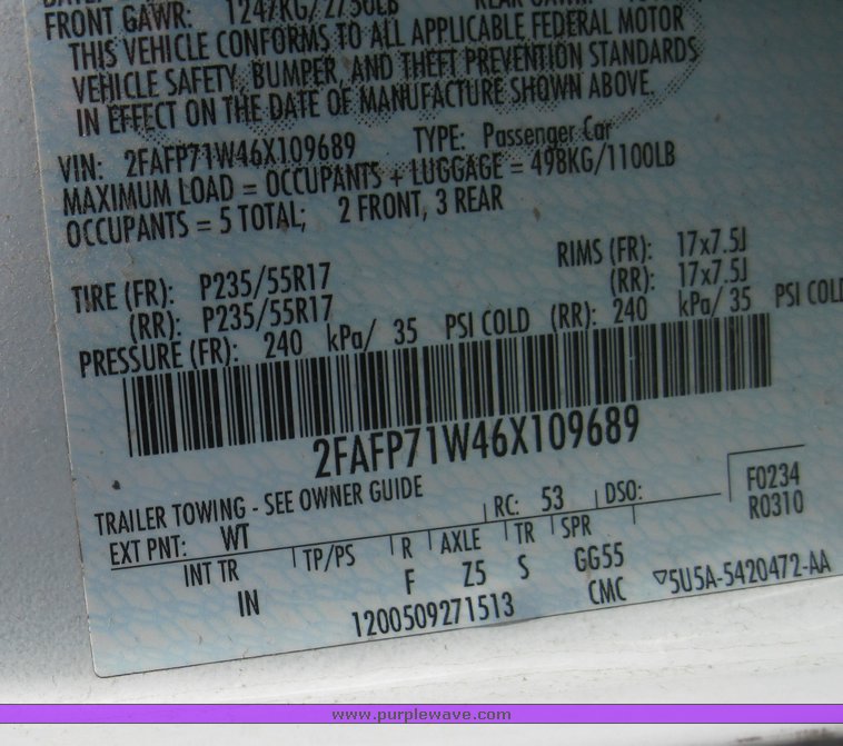 image for item 3841 2006 Ford Crown Victoria Police Interceptor