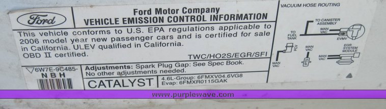 image for item 3841 2006 Ford Crown Victoria Police Interceptor