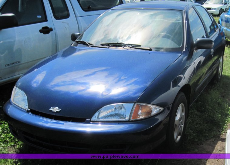 image for item 3843 2002 Chevrolet Cavalier