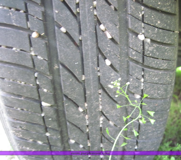 image for item 3843 2002 Chevrolet Cavalier