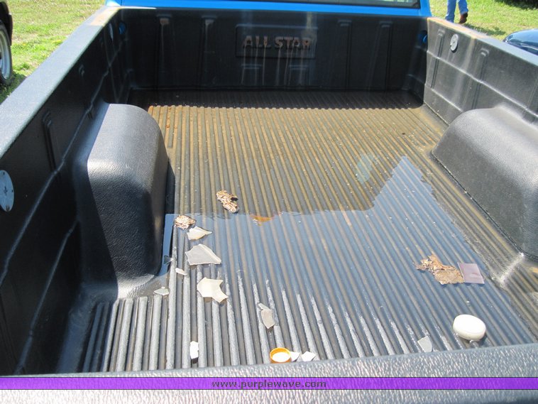 image for item 3846 1994 Chevrolet S10