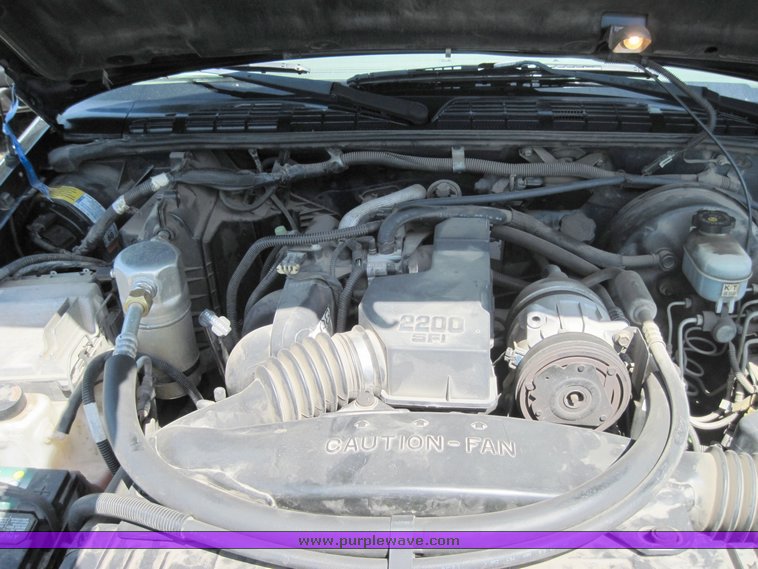 image for item 3847 1998 Chevrolet S10