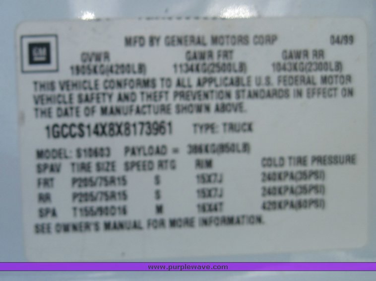 image for item 3848 1999 Chevrolet S10